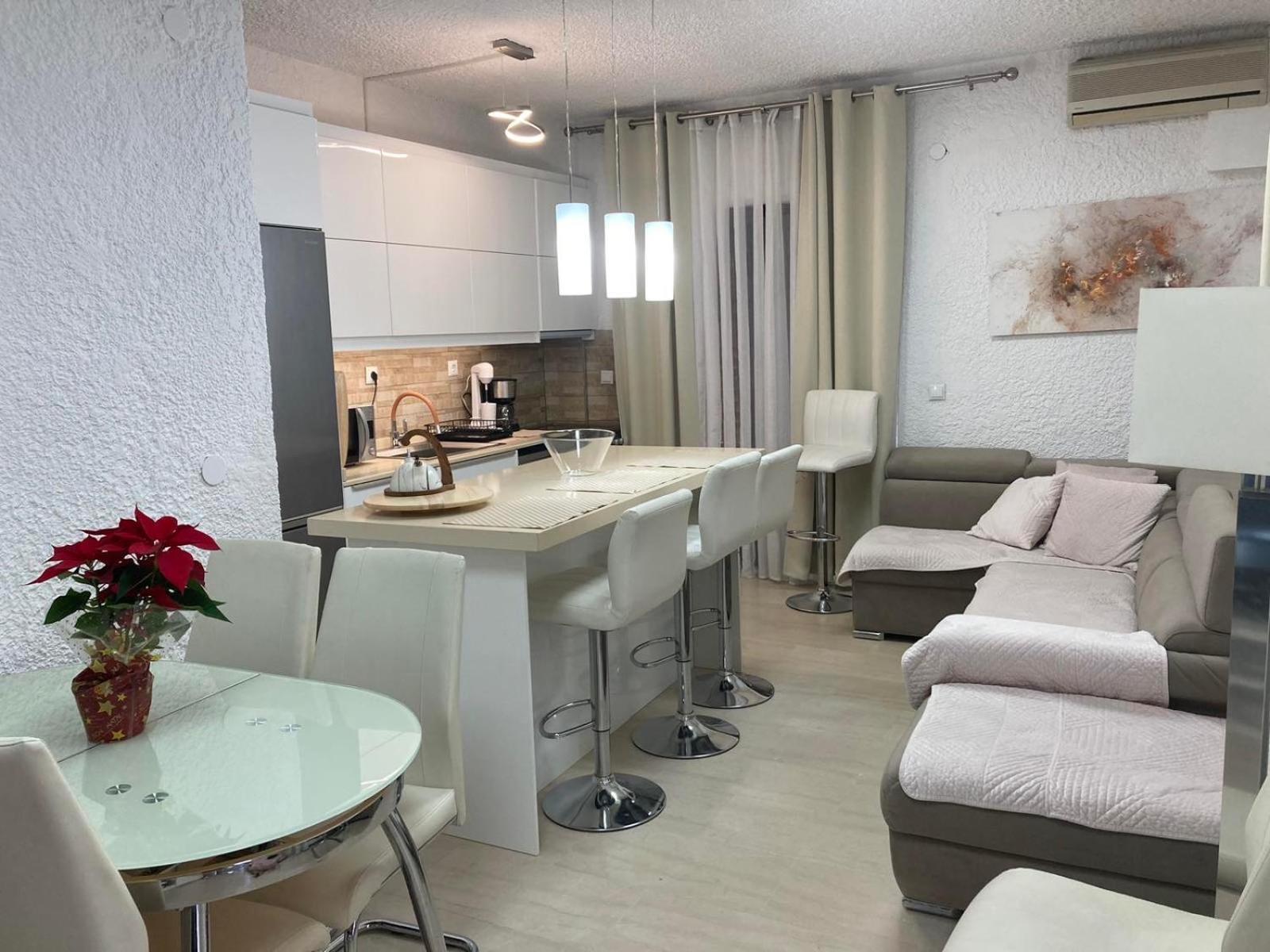 Apartman Perea Peraía Exteriér fotografie